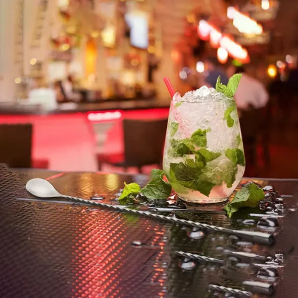 Twisted Design Bar Japanese Style Teardrop End Design Cocktail Mixing