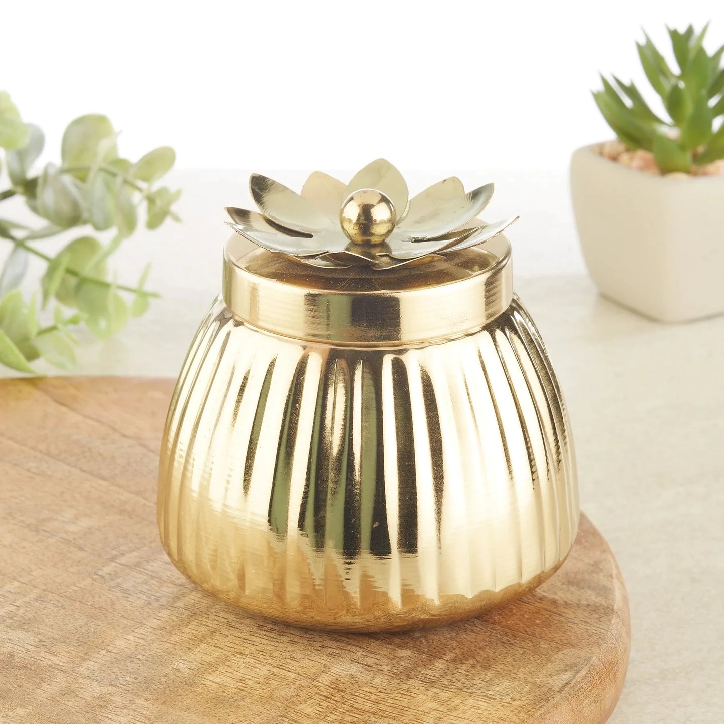 Arabic Oud Scented Golden Metal Jar Candle