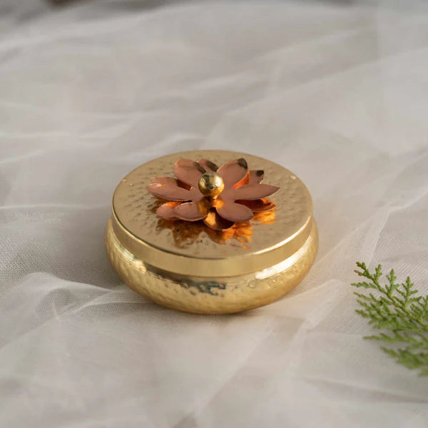 Mocha Coffee Scented multi-wick Gold Tart-shaped Candle
