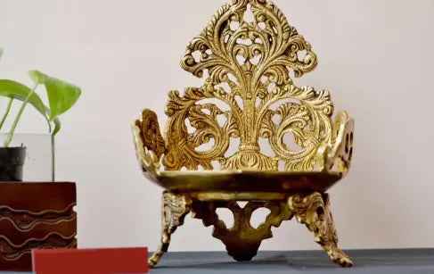 Best Ideas for decorating your home with AntiqueBrass/copper items. - JAIN ART VILLA