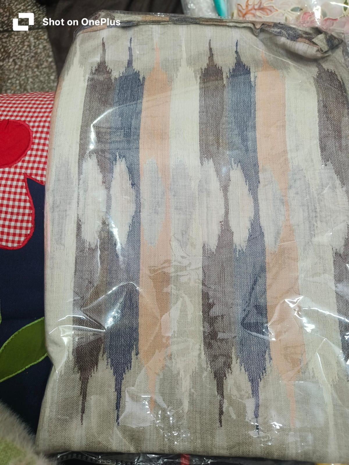 Premium Abstract Print Pashmina Shawl for Women | Soft Luxury Winter Wrap | Elegant Designer Kashmiri Style Shawl