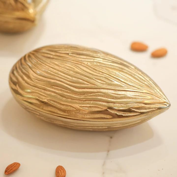 JAIN ART VILLA Almond-Shaped Dry Fruit Platter, Gold Finish, Brass Serving Bowl, Decorative Snack Tray, Medium