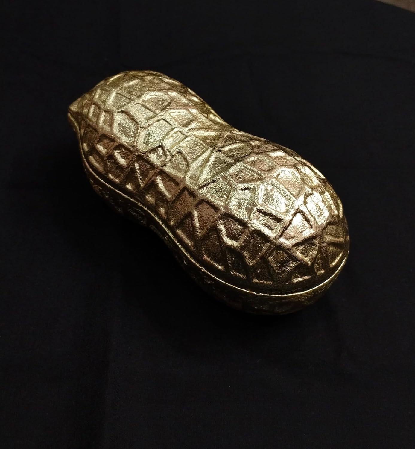 JAIN ART VILLA Peanut-Shaped Dry Fruit Platter, Gold Finish, Brass Serving Bowl, Decorative Snack Tray, Medium