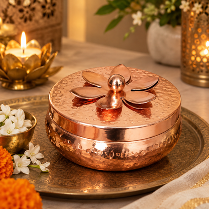 Scented Candles Set of 6 with Floral Lids – Gold Hammered Tins, Festive Gift Set, Copper Finish
