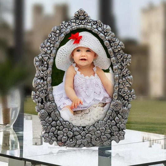 Silver Oval Shaped Floral Carving Metal Photo Frame