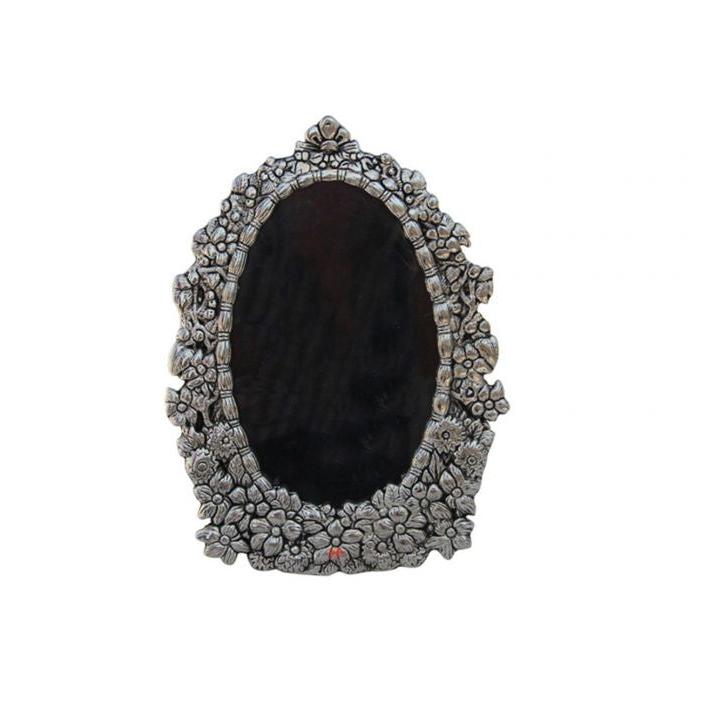 Silver Oval Shaped Floral Carving Metal Photo Frame