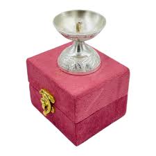 German Silver Diya on Stand – Decorative Aarti Lamp with Gift Box set of 6